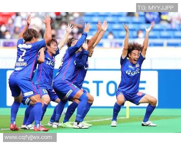 大分三神迎战新泻挑战赛季巅峰对决展现足球魅力与激情