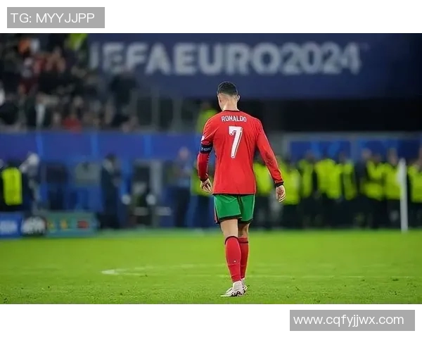 带球过狗的足球明星如何在绿茵场上创造奇迹与传奇